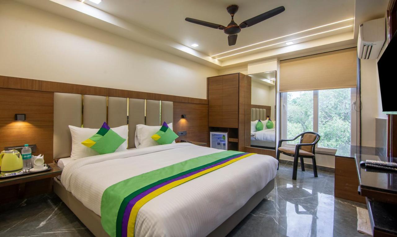 Treebo Royal Comfort Új-Delhi Kültér fotó