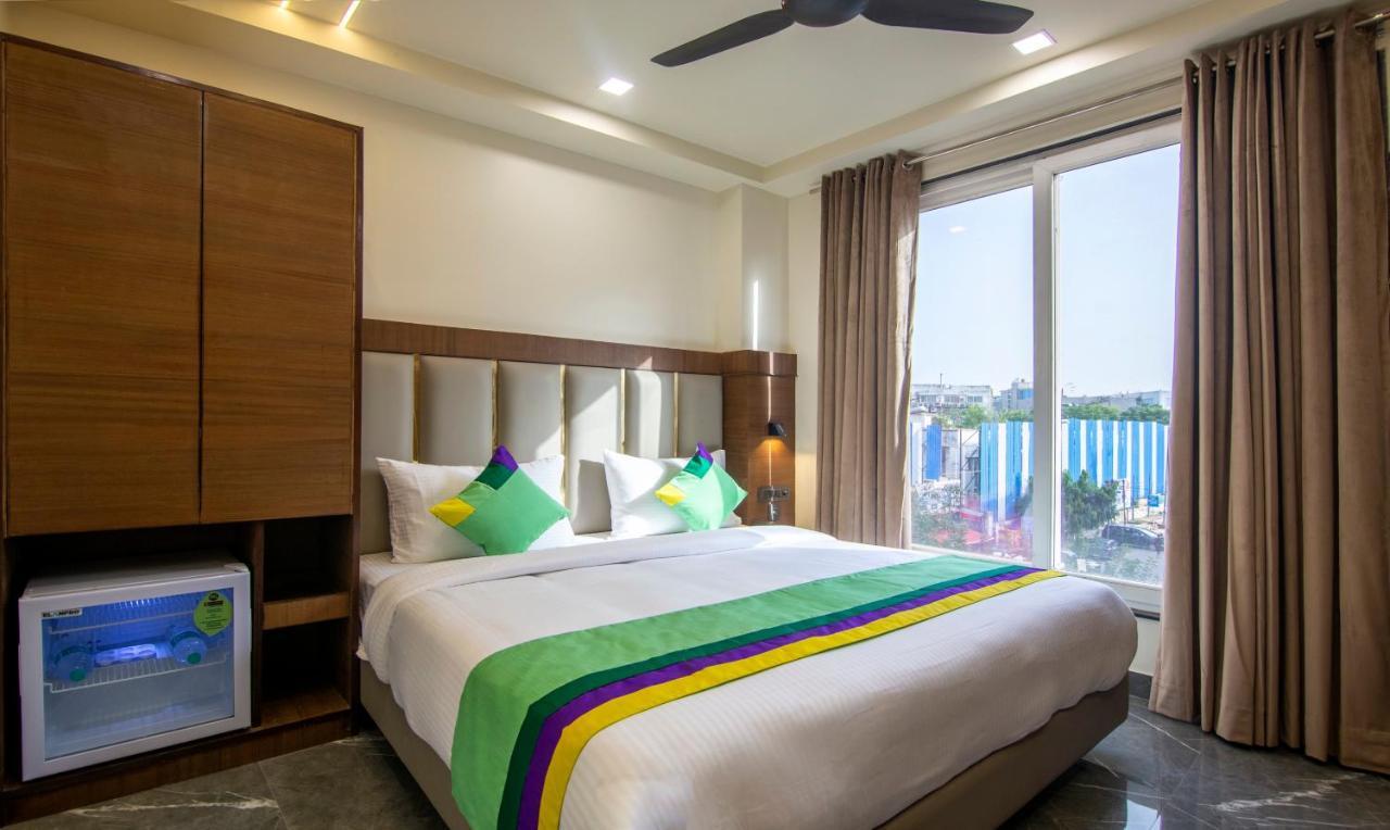 Treebo Royal Comfort Új-Delhi Kültér fotó